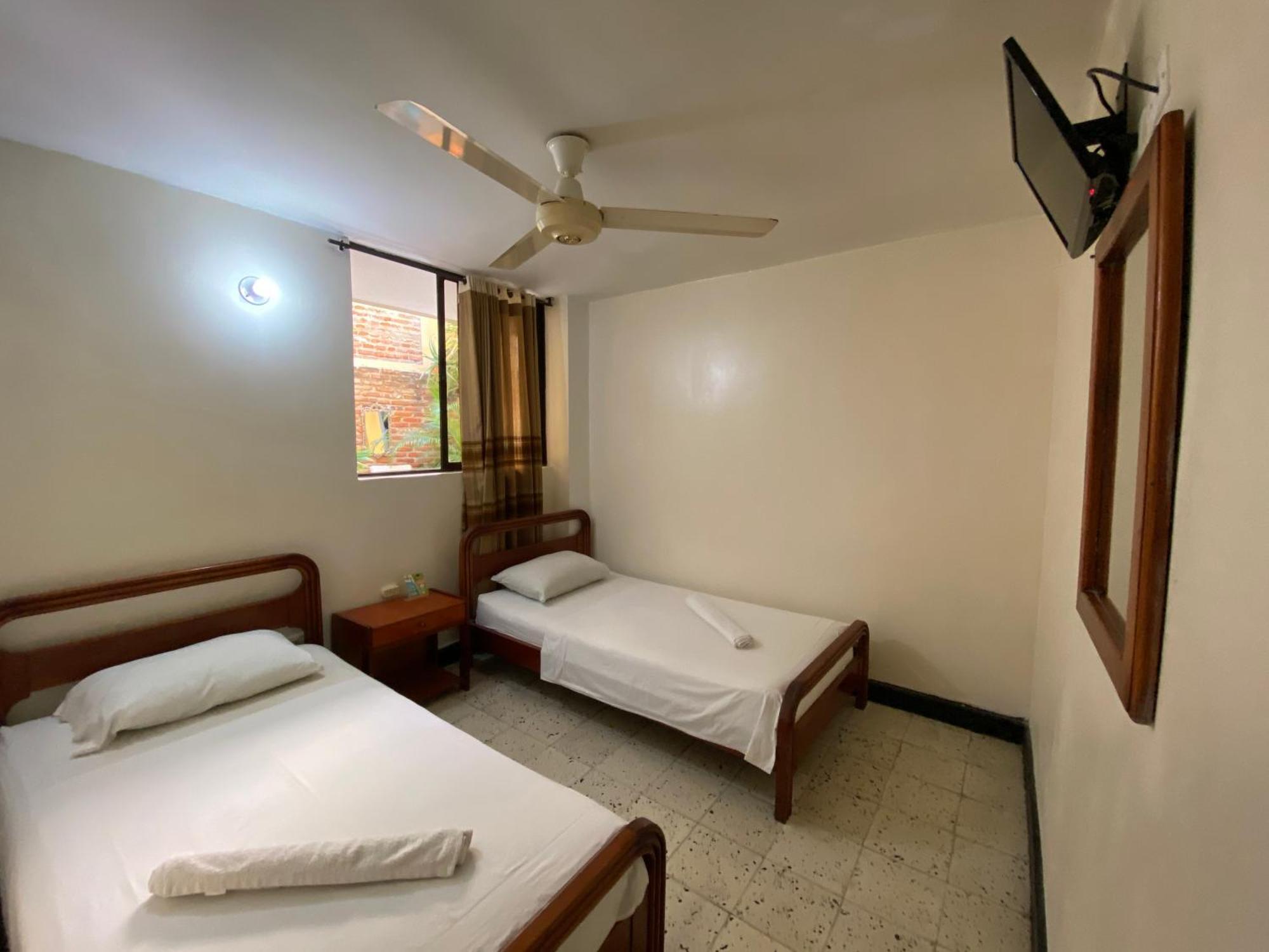 Hotel Granate 圣玛尔塔 客房 照片
