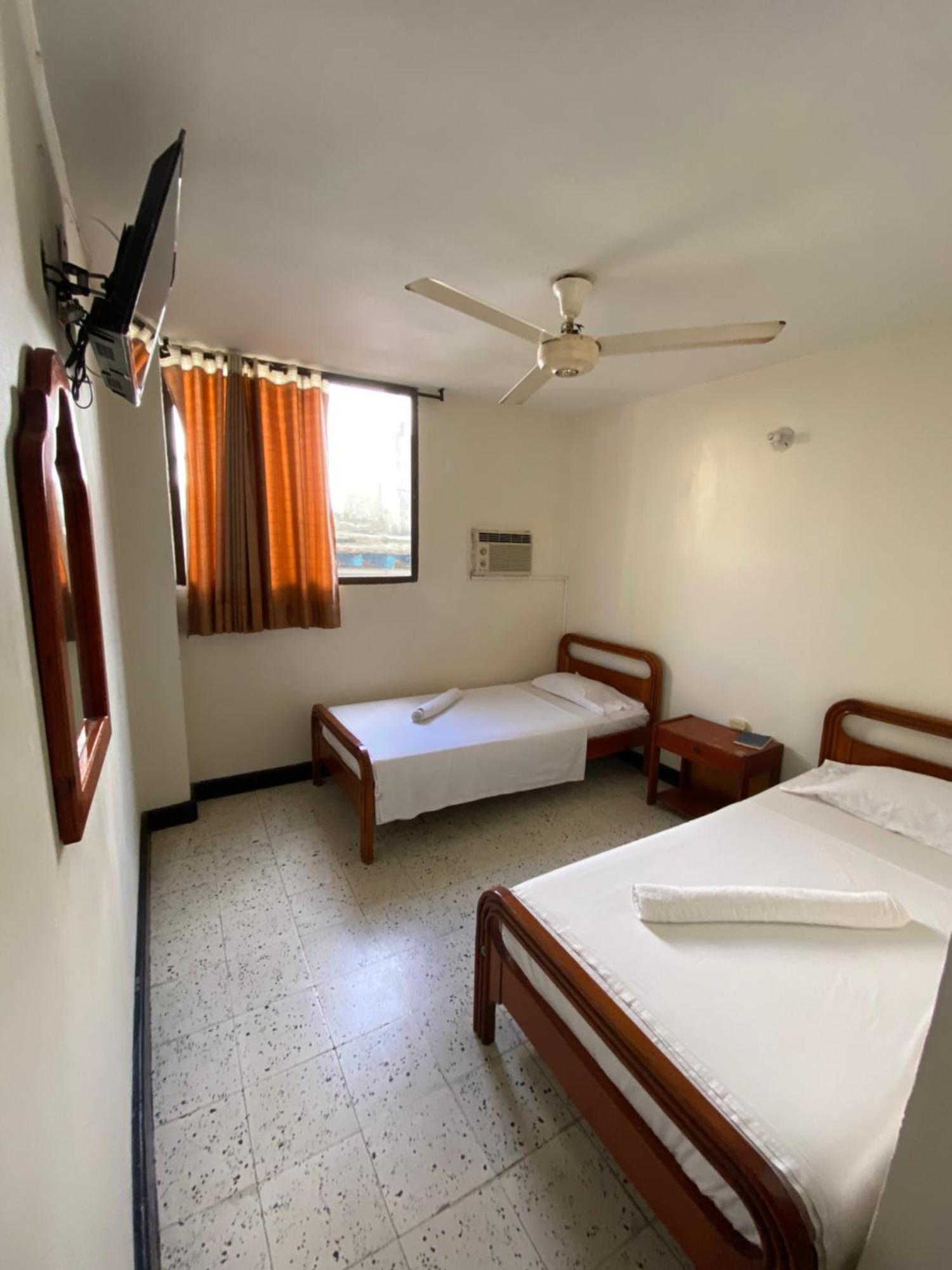 Hotel Granate 圣玛尔塔 客房 照片