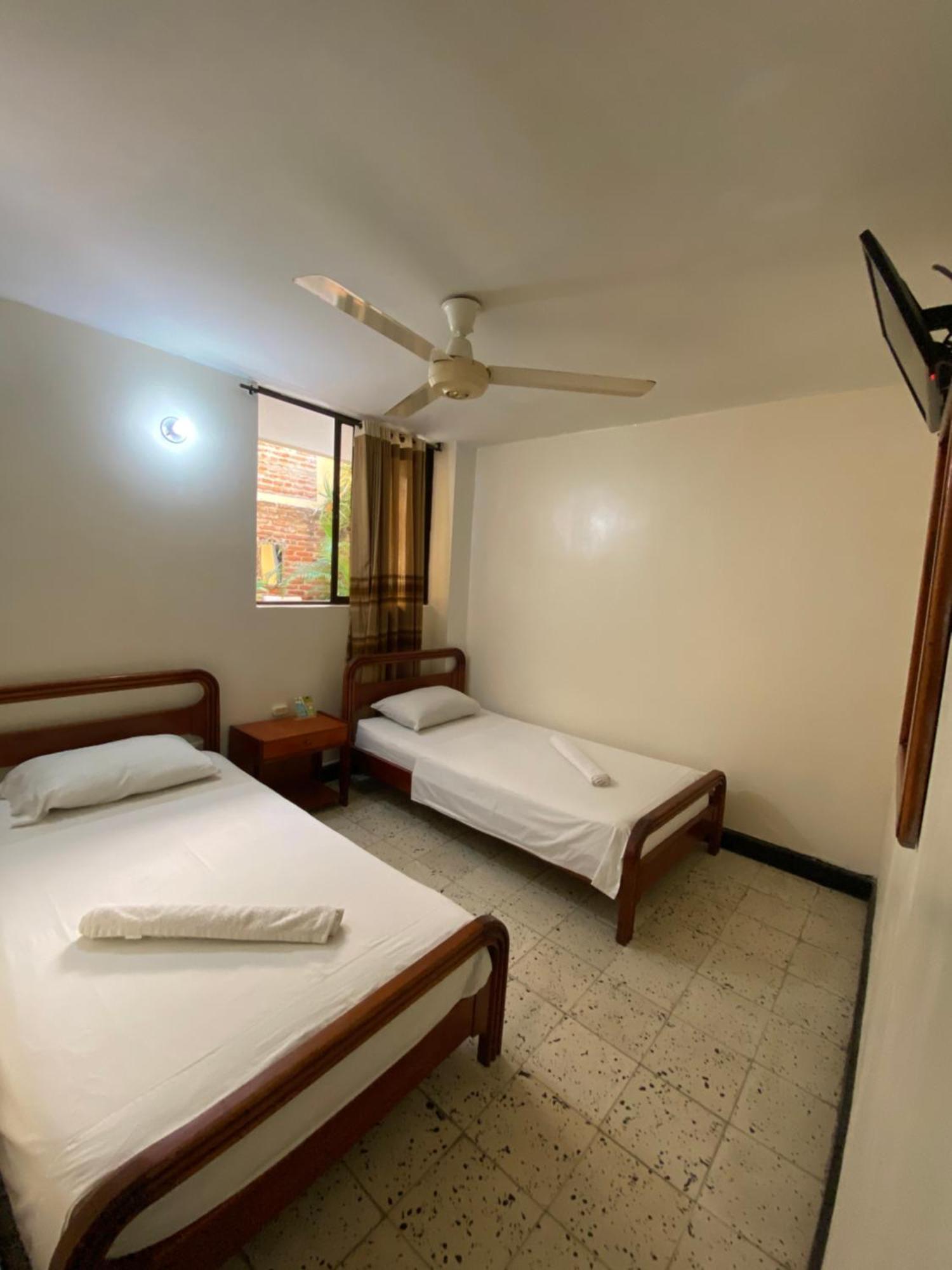 Hotel Granate 圣玛尔塔 客房 照片