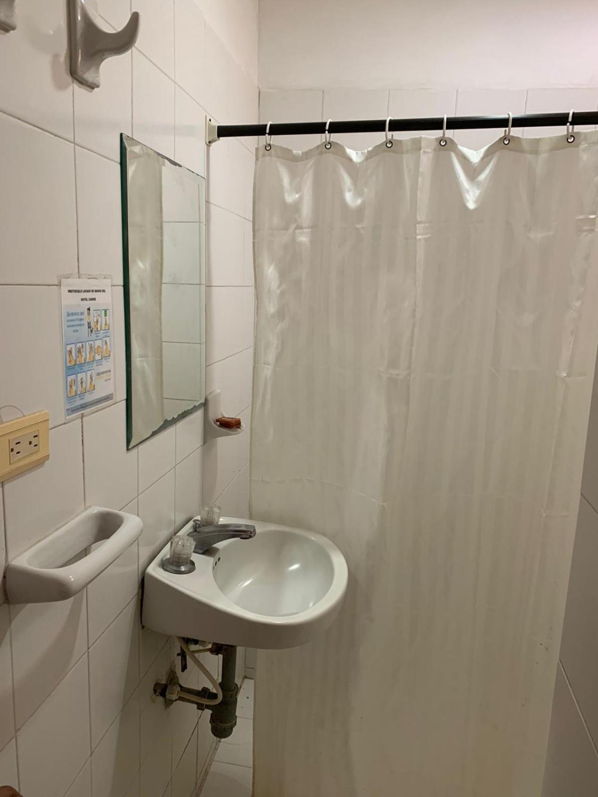 Hotel Granate 圣玛尔塔 外观 照片